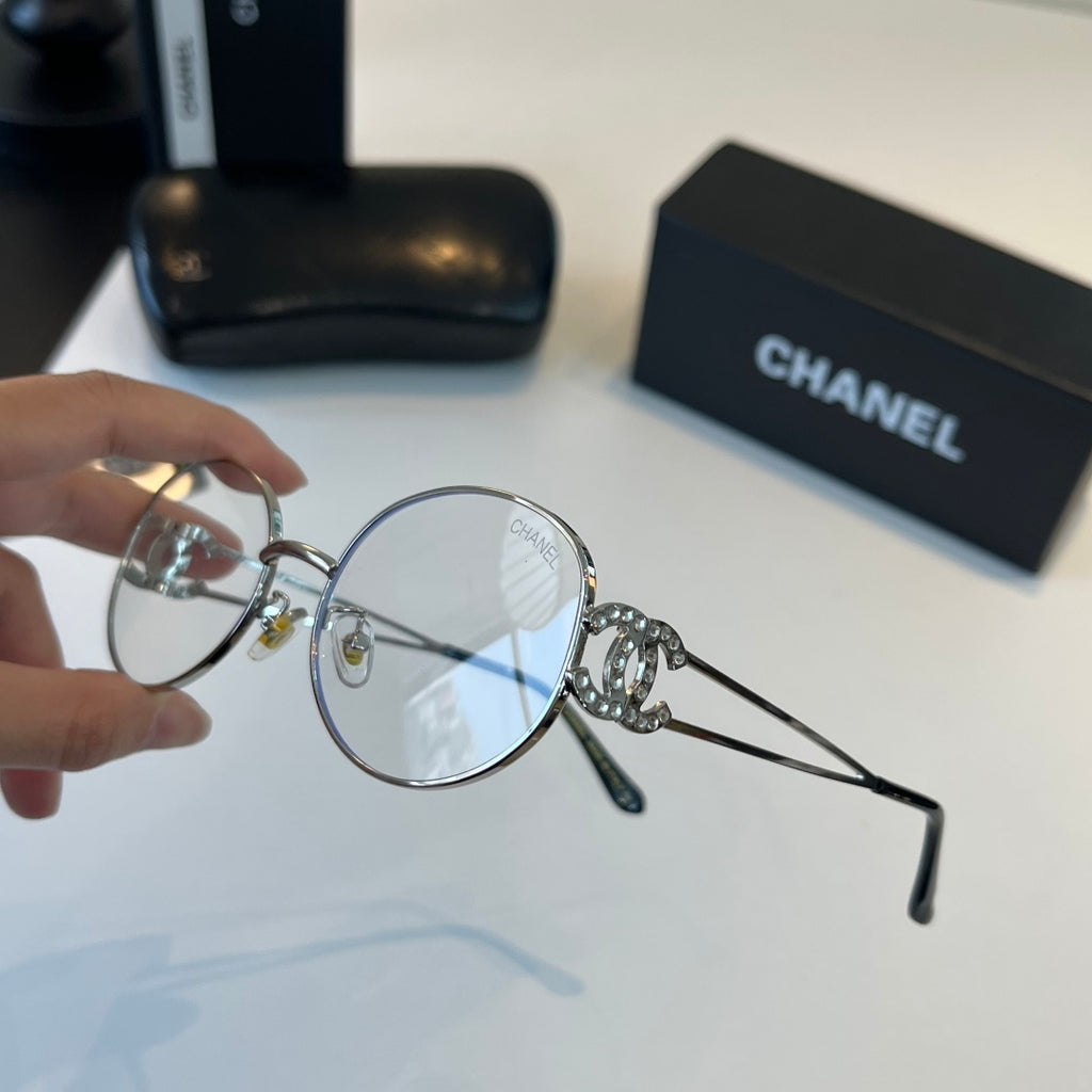 Chanel Metal Fashion Silver Lens Sunglasses for Men & Women - 486666 - detail image 4