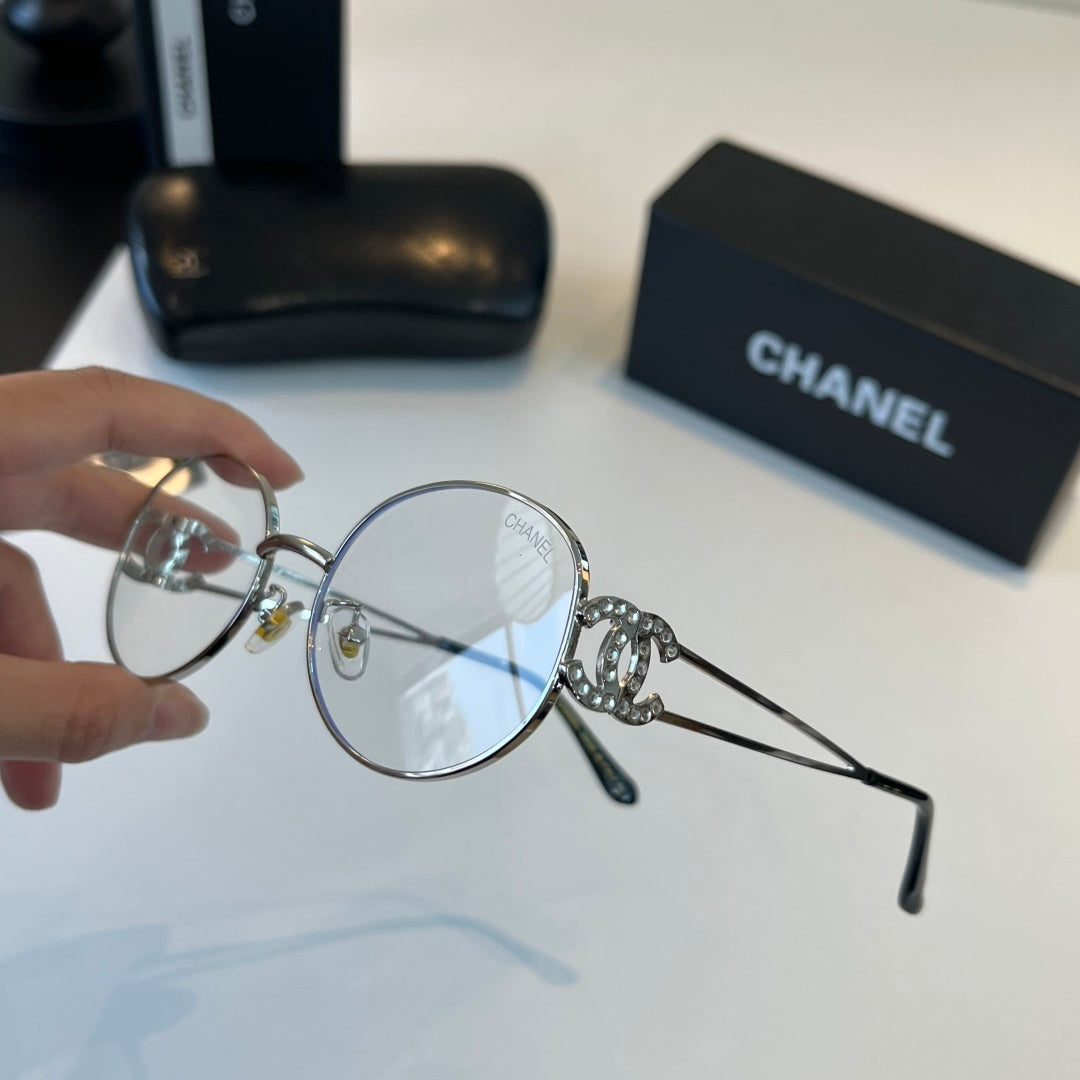 Chanel Metal Fashion Silver Lens Sunglasses for Men & Women - 486666 - detail image 4