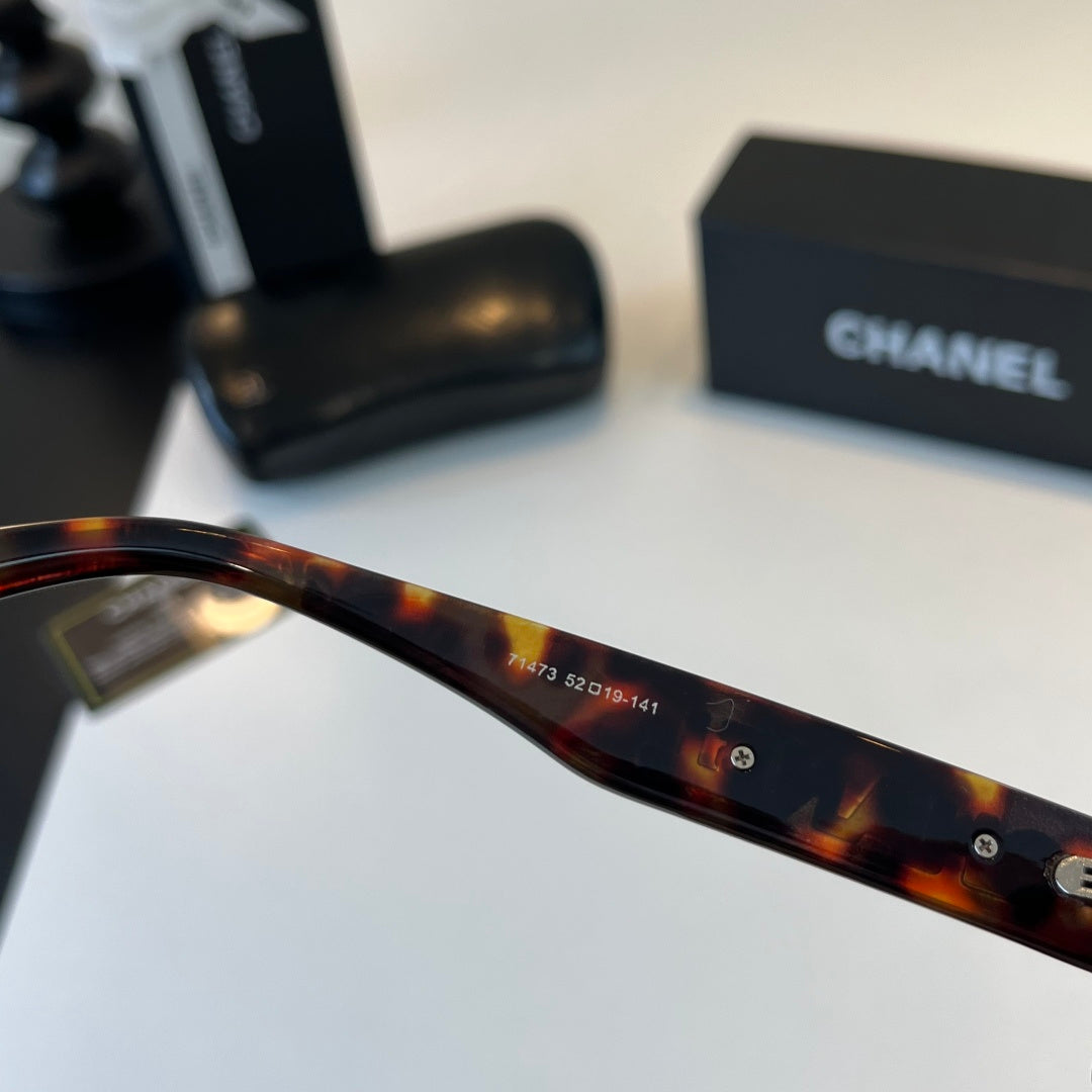 Chanel Fashion Black Lens Sunglasses for Men & Women - 486536 - detail image 10