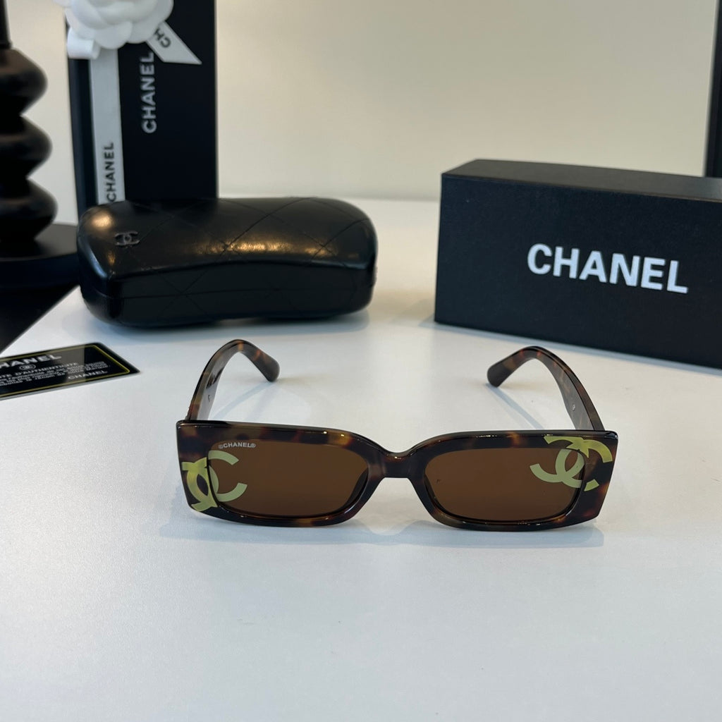 Chanel Fashion Black Lens Sunglasses for Men & Women - 486536 - detail image 2