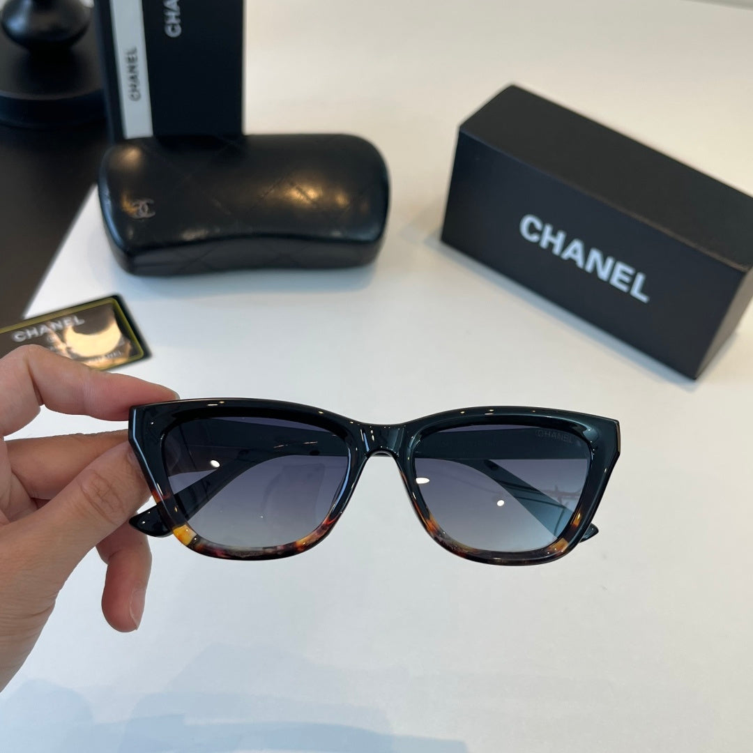 Chanel Fashion Black Lens Sunglasses for Men & Women - 493439 - detail image 6
