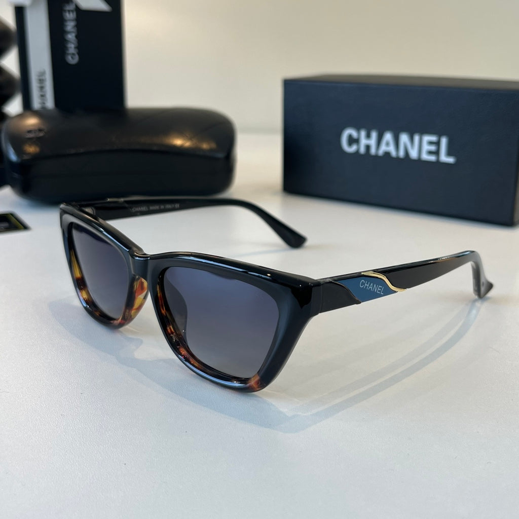 Chanel Fashion Black Lens Sunglasses for Men & Women - 493439 - detail image 3