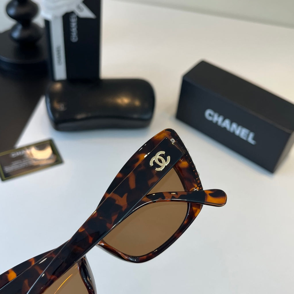 Chanel Fashion Black Lens Sunglasses for Men & Women - 493440 - detail image 7