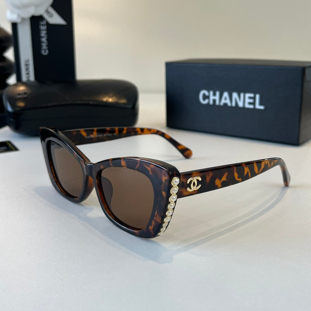 Chanel Fashion Black Lens Sunglasses for Men & Women - 493440 - detail image 3