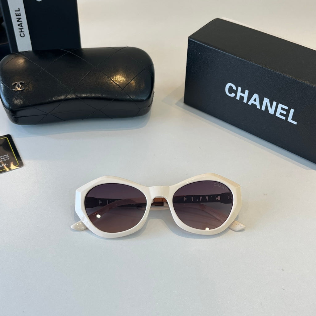 Chanel Fashion Silver Lens Sunglasses for Men & Women - 493442 - detail image 4