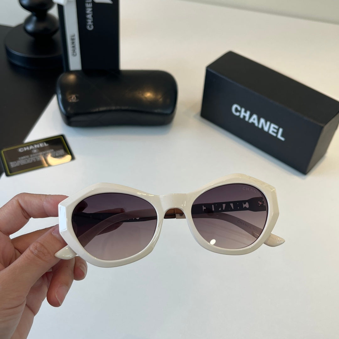 Chanel Fashion Silver Lens Sunglasses for Men & Women - 493442 - detail image 5