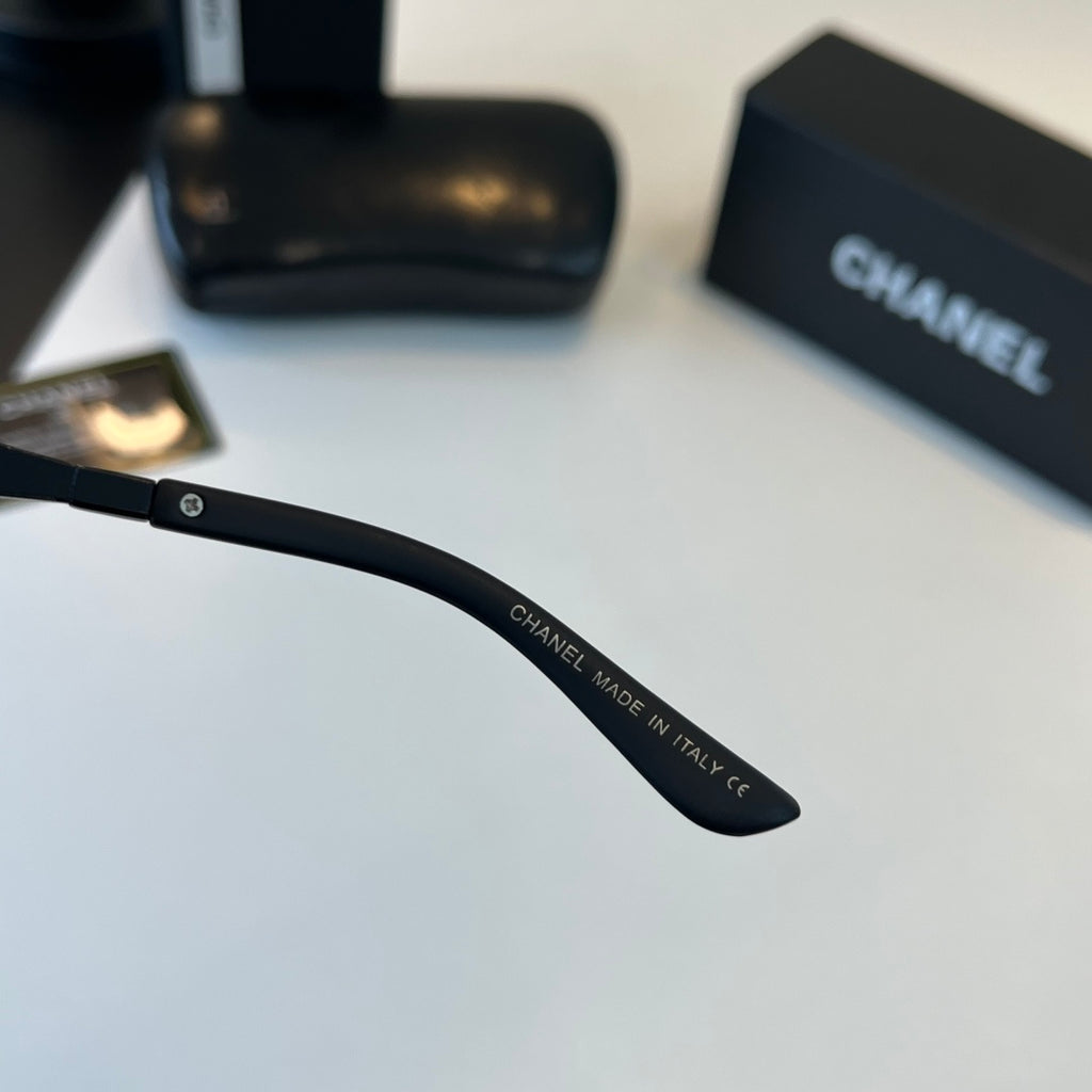 Chanel Fashion Black Lens Sunglasses for Men & Women - 493443 - detail image 9