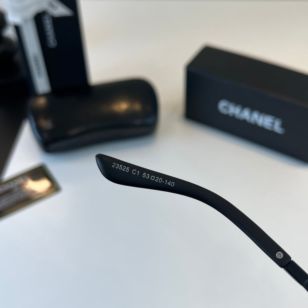 Chanel Fashion Black Lens Sunglasses for Men & Women - 493443 - detail image 8