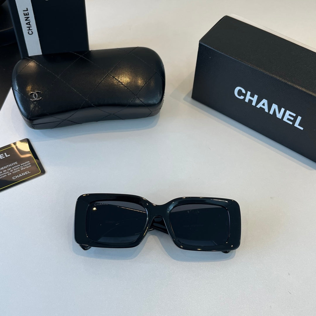 Chanel Fashion Black Lens Sunglasses for Men & Women - 493445 - detail image 5