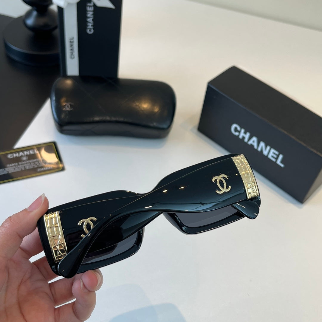 Chanel Fashion Black Lens Sunglasses for Men & Women - 493445 - detail image 8