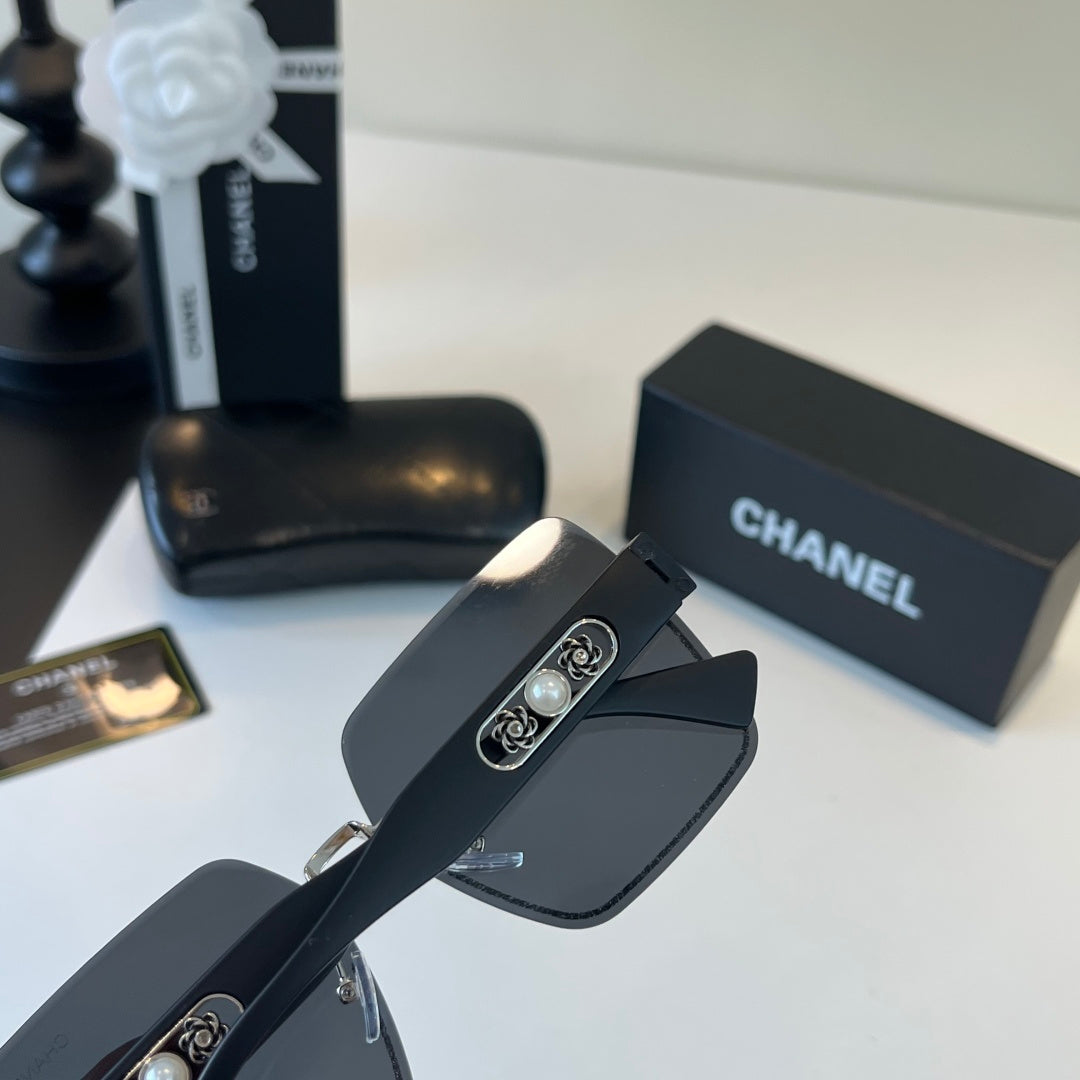 Chanel Fashion Black Lens Sunglasses for Men & Women - 493449 - detail image 8
