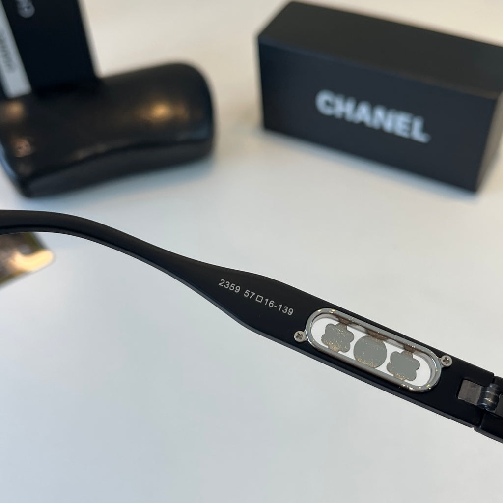 Chanel Fashion Black Lens Sunglasses for Men & Women - 493449 - detail image 10
