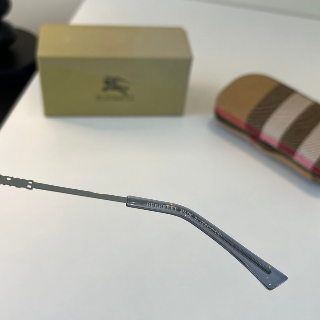 Burberry Fashion Silver Lens Sunglasses for Men & Women - 358611 - detail image 9