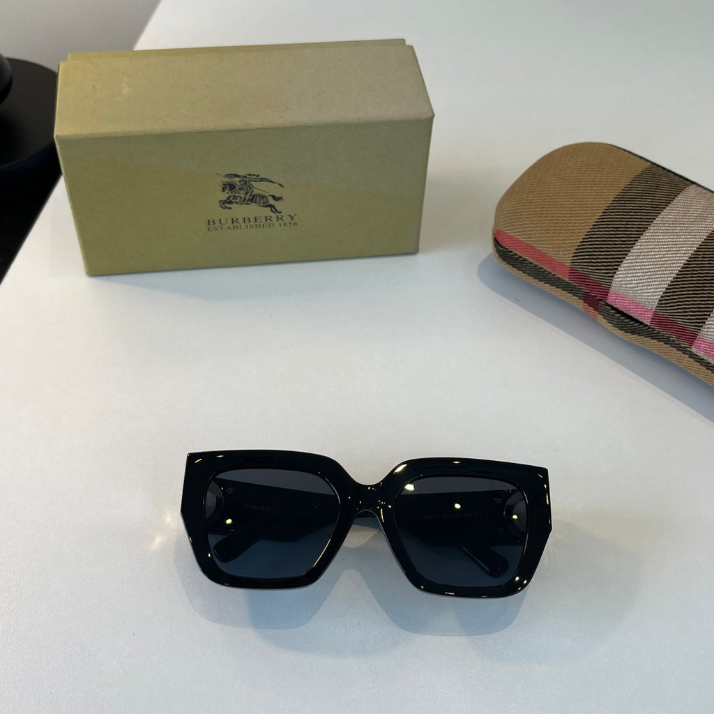 Burberry Fashion Black Lens Sunglasses for Women - detail image 4