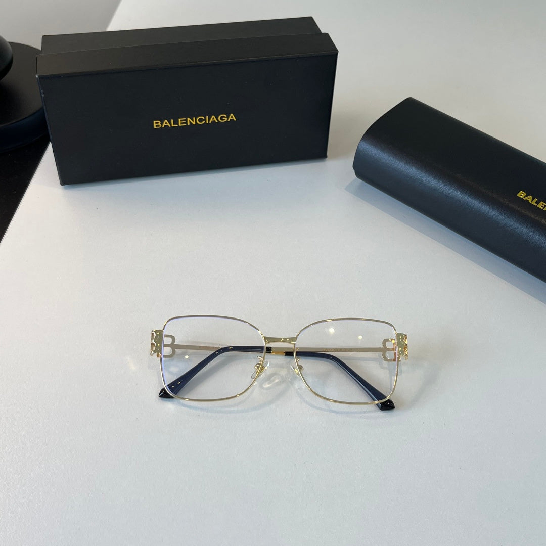 Balenciaga Rectangular Silver Lens Sunglasses for Men & Women - 466029 - detail image 4