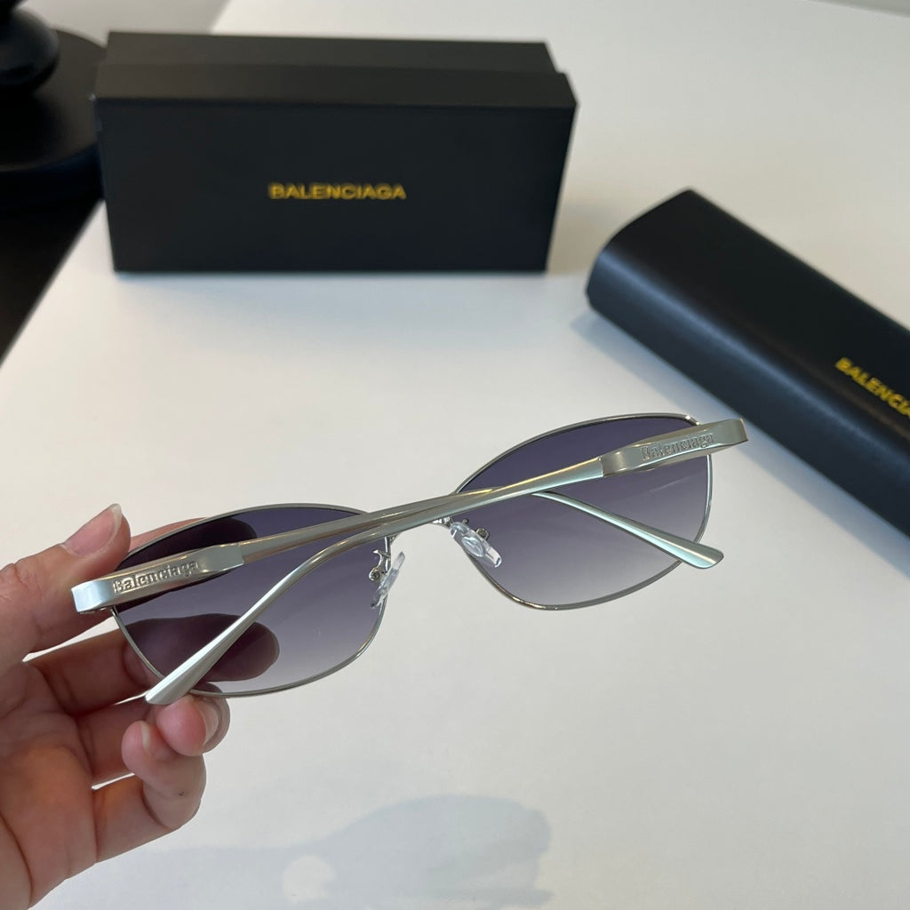 Balenciaga Rectangular Silver Lens Sunglasses for Men & Women - 466030 - detail image 7
