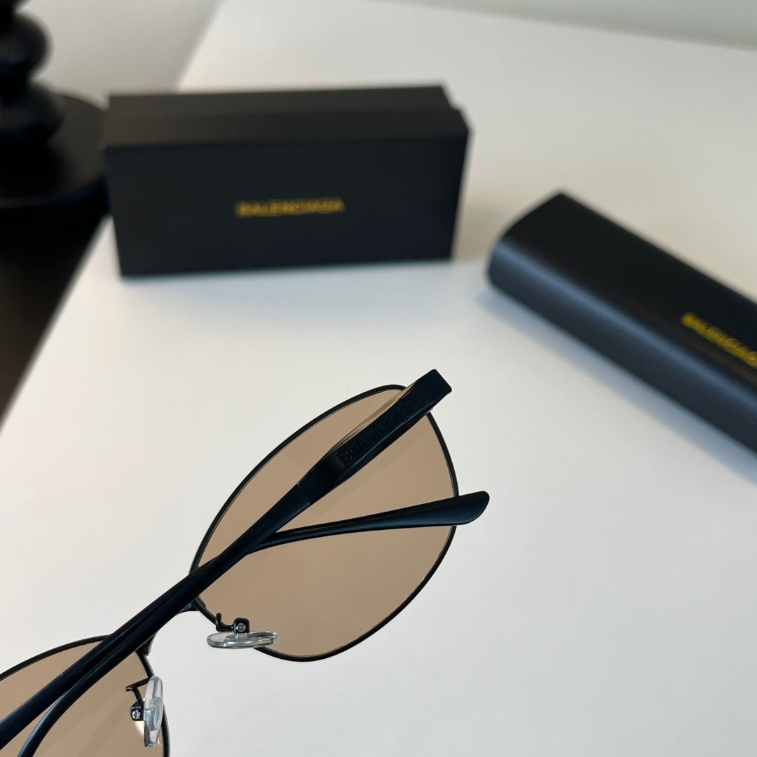 Balenciaga Rectangular Brown Lens Sunglasses for Men & Women - 466032 - detail image 7