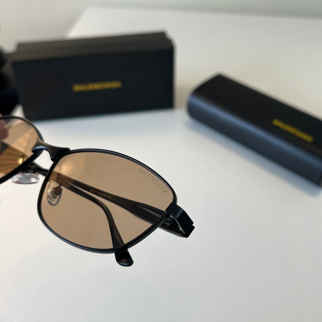 Balenciaga Rectangular Brown Lens Sunglasses for Men & Women - 466032 - detail image 6