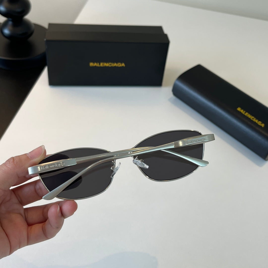 Balenciaga Rectangular Silver Lens Sunglasses for Men & Women - 358639 - detail image 8