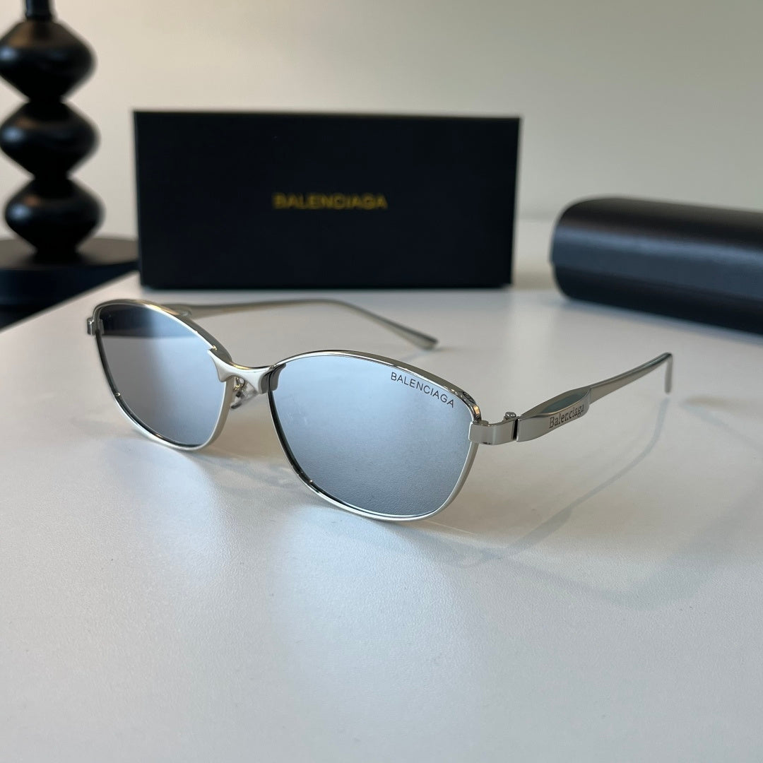 Balenciaga Rectangular Silver Lens Sunglasses for Men & Women - 466033 - detail image 3
