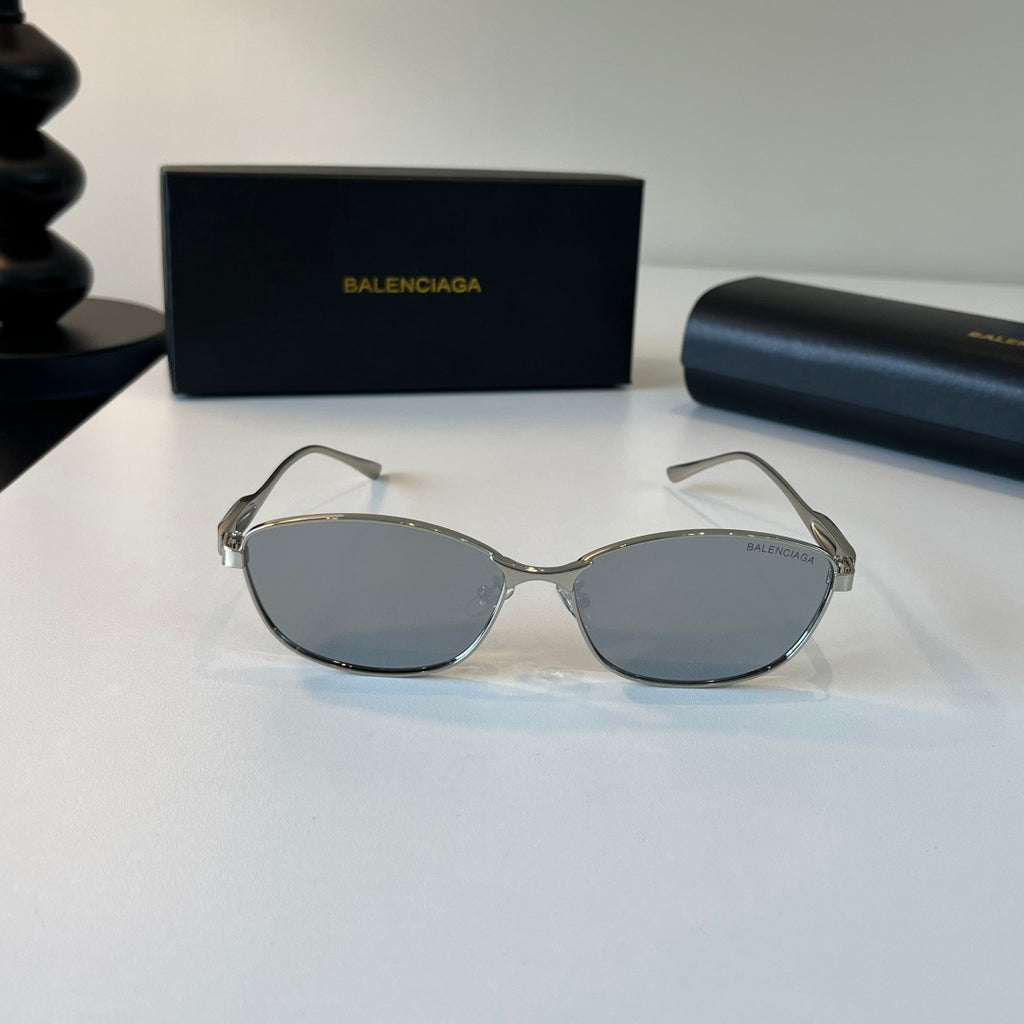 Balenciaga Rectangular Silver Lens Sunglasses for Men & Women - 466033 - detail image 2