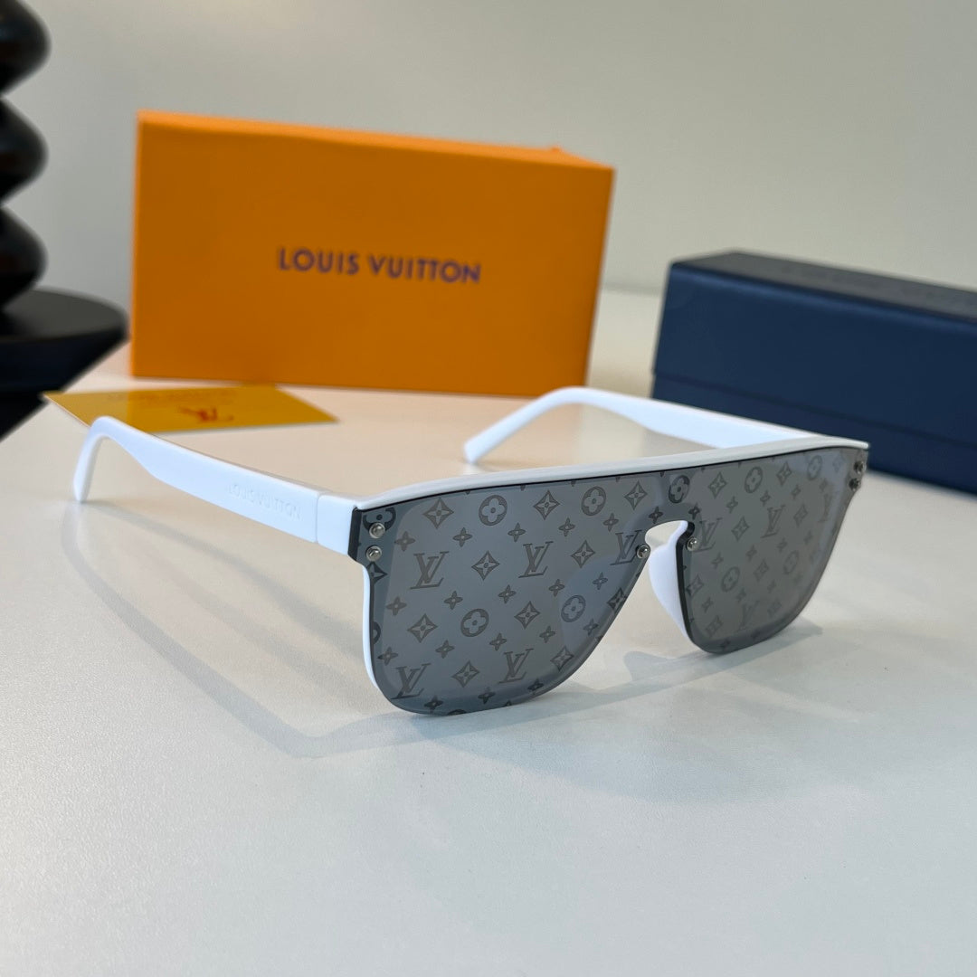 Louis Vuitton Fashion Silver Lens Sunglasses for Men & Women - 431121