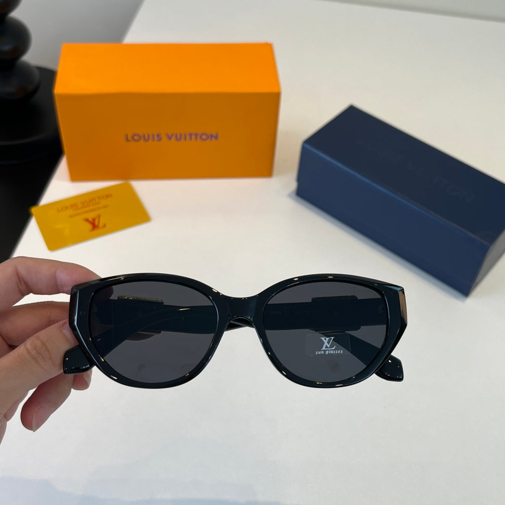 Louis Vuitton Fashion Black Lens Sunglasses for Men & Women - 431123 - detail image 4