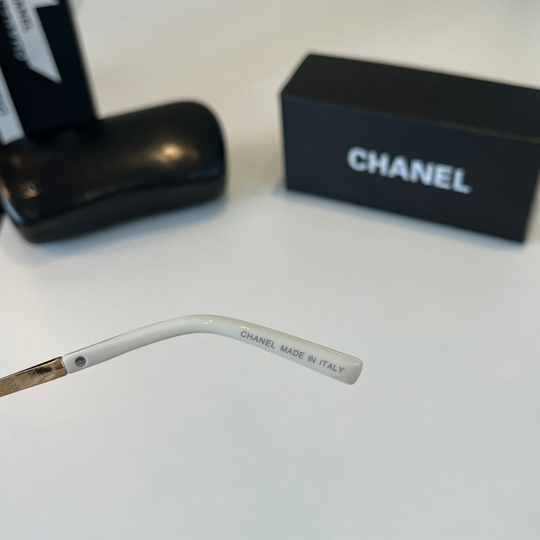Chanel Cat-Eye Silver Lens Sunglasses for Men & Women - 431520 - detail image 10