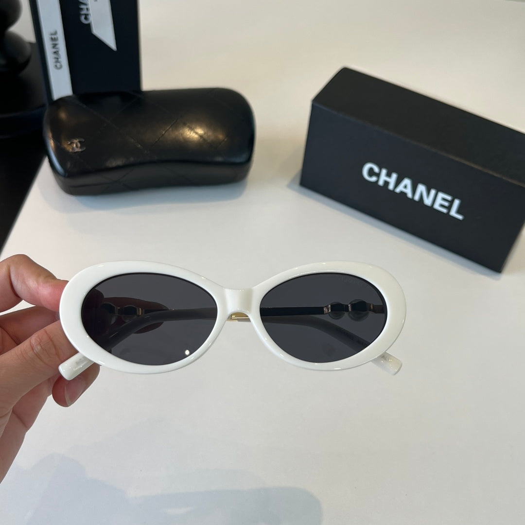 Chanel Cat-Eye Silver Lens Sunglasses for Men & Women - 431520 - detail image 5