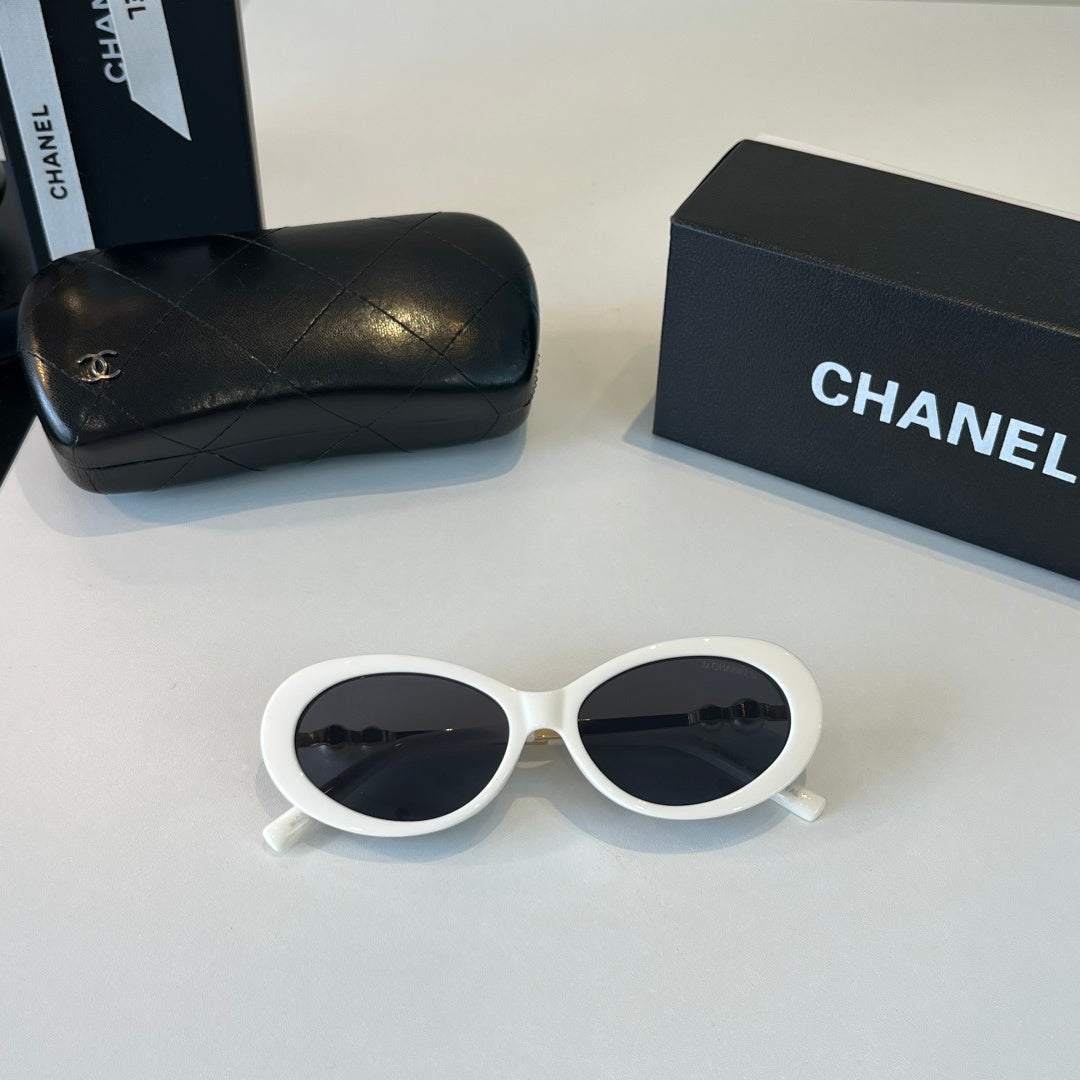 Chanel Cat-Eye Silver Lens Sunglasses for Men & Women - 431520 - detail image 4