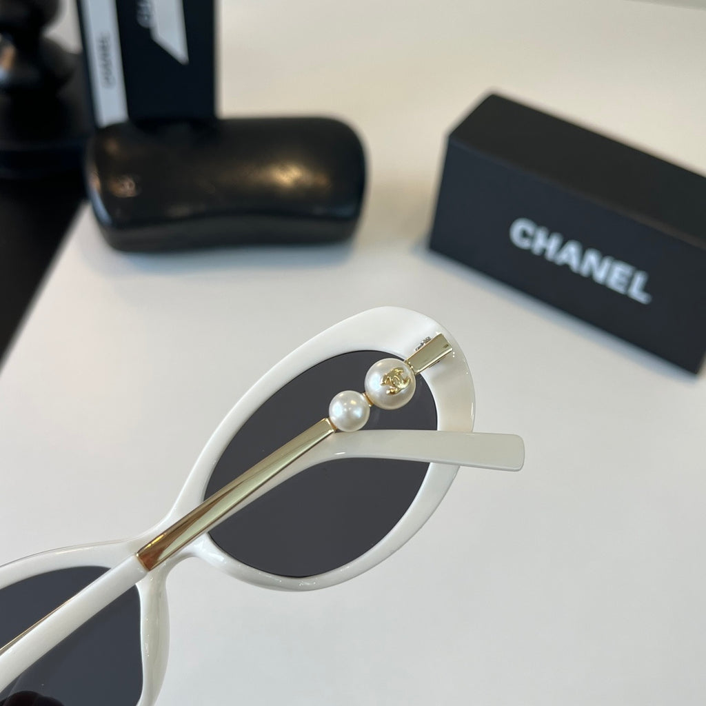 Chanel Cat-Eye Silver Lens Sunglasses for Men & Women - 431520 - detail image 7