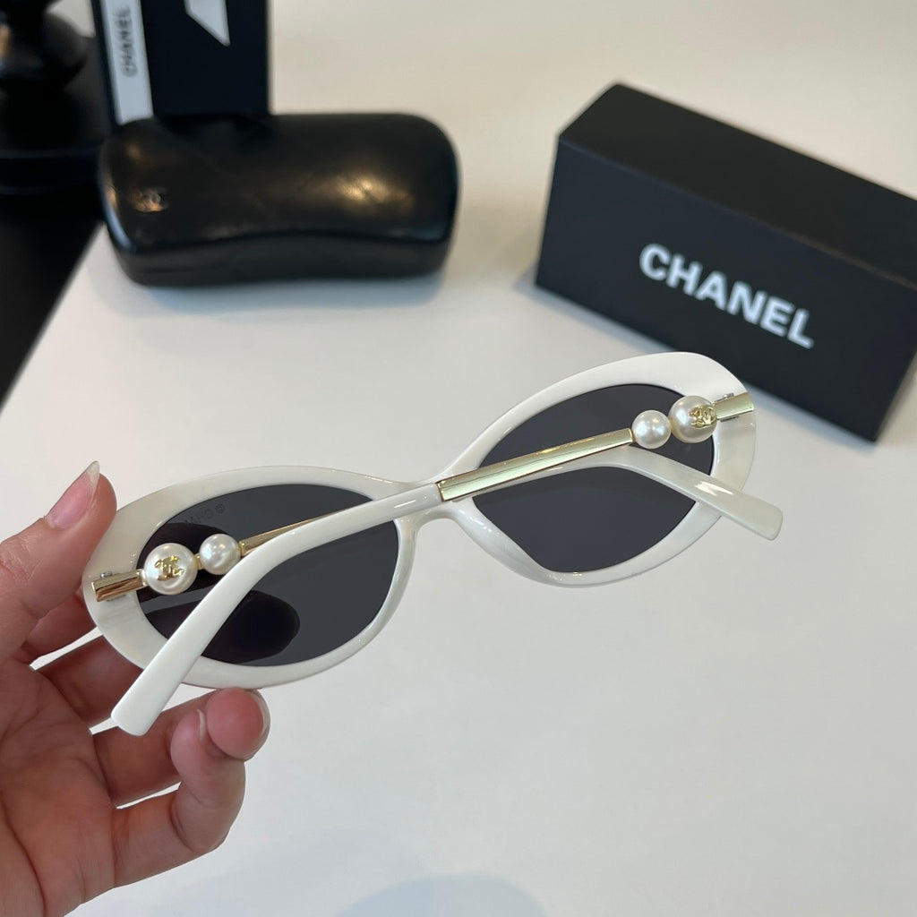 Chanel Cat-Eye Silver Lens Sunglasses for Men & Women - 431520 - detail image 8