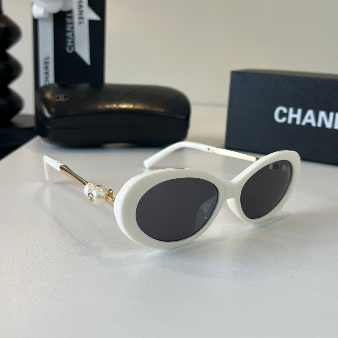 Chanel Cat-Eye Silver Lens Sunglasses for Men & Women - 431520