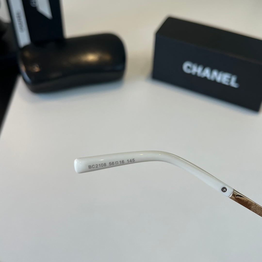 Chanel Cat-Eye Silver Lens Sunglasses for Men & Women - 431520 - detail image 9