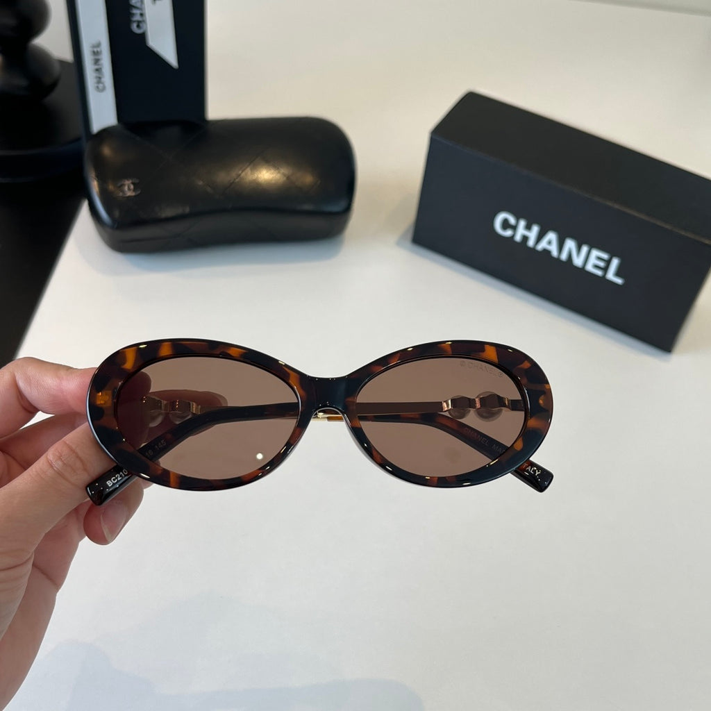 Chanel Cat-Eye Brown Lens Sunglasses for Men & Women - 431522 - detail image 5