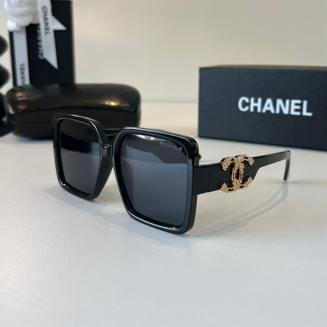 Chanel Fashion Black Lens Sunglasses for Men & Women - 431525 - detail image 3