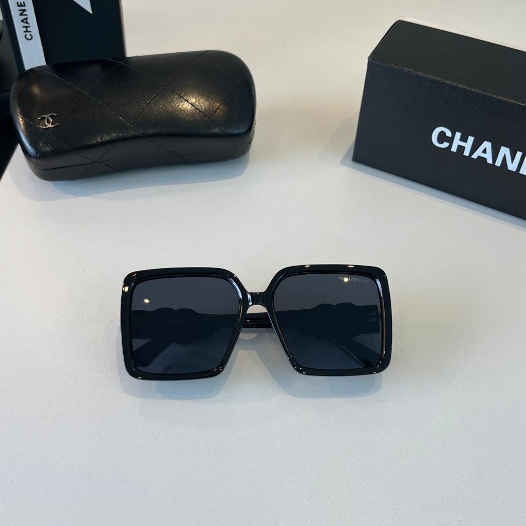 Chanel Fashion Black Lens Sunglasses for Men & Women - 431525 - detail image 5