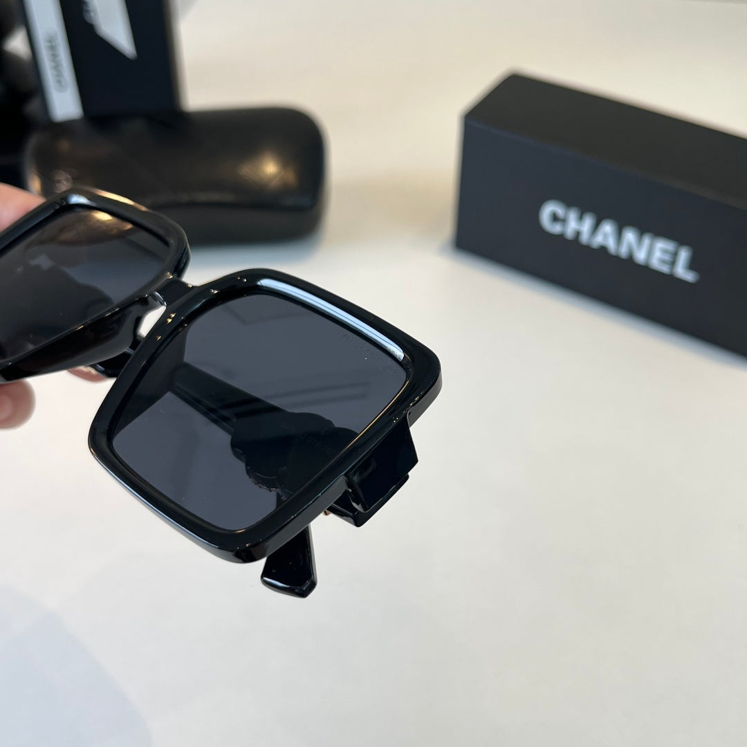 Chanel Fashion Black Lens Sunglasses for Men & Women - 431525 - detail image 6
