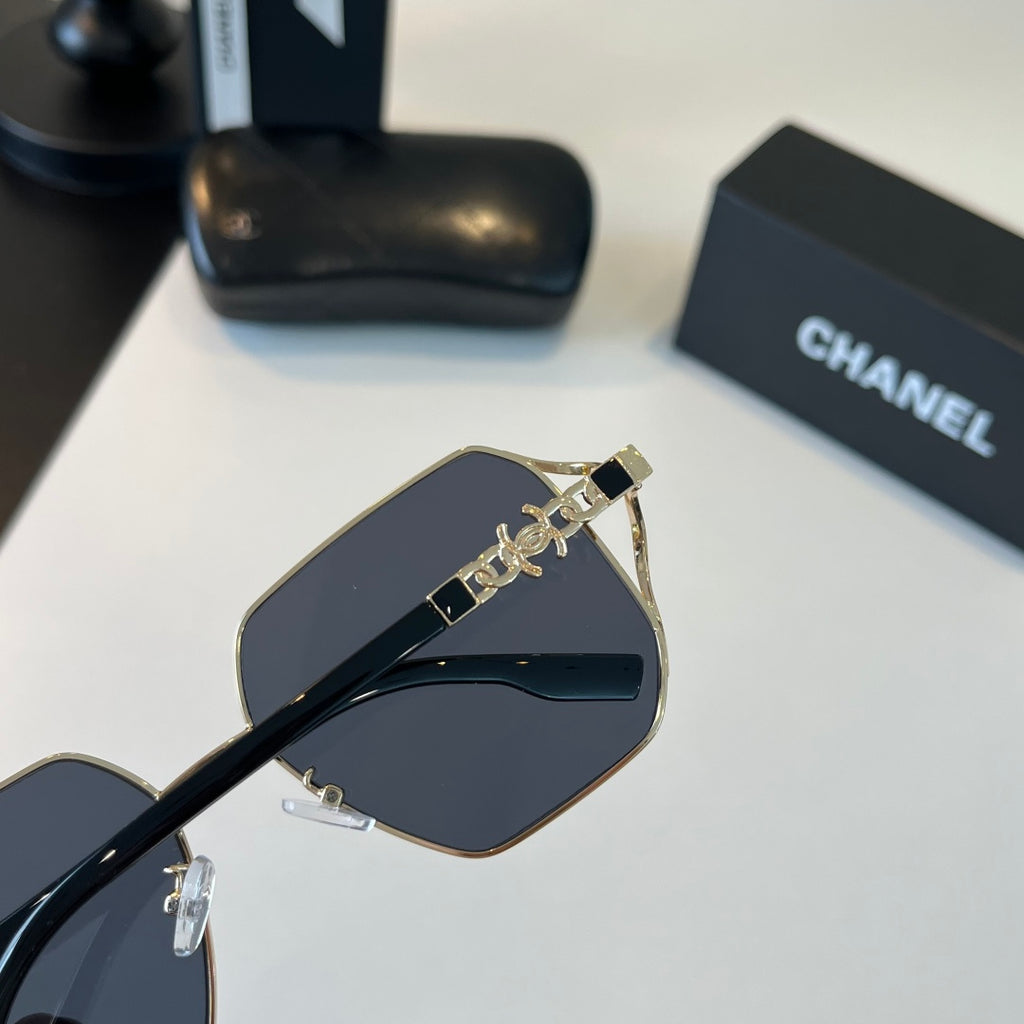 Chanel Metal Fashion Silver Lens Sunglasses for Women - 431530 - detail image 7