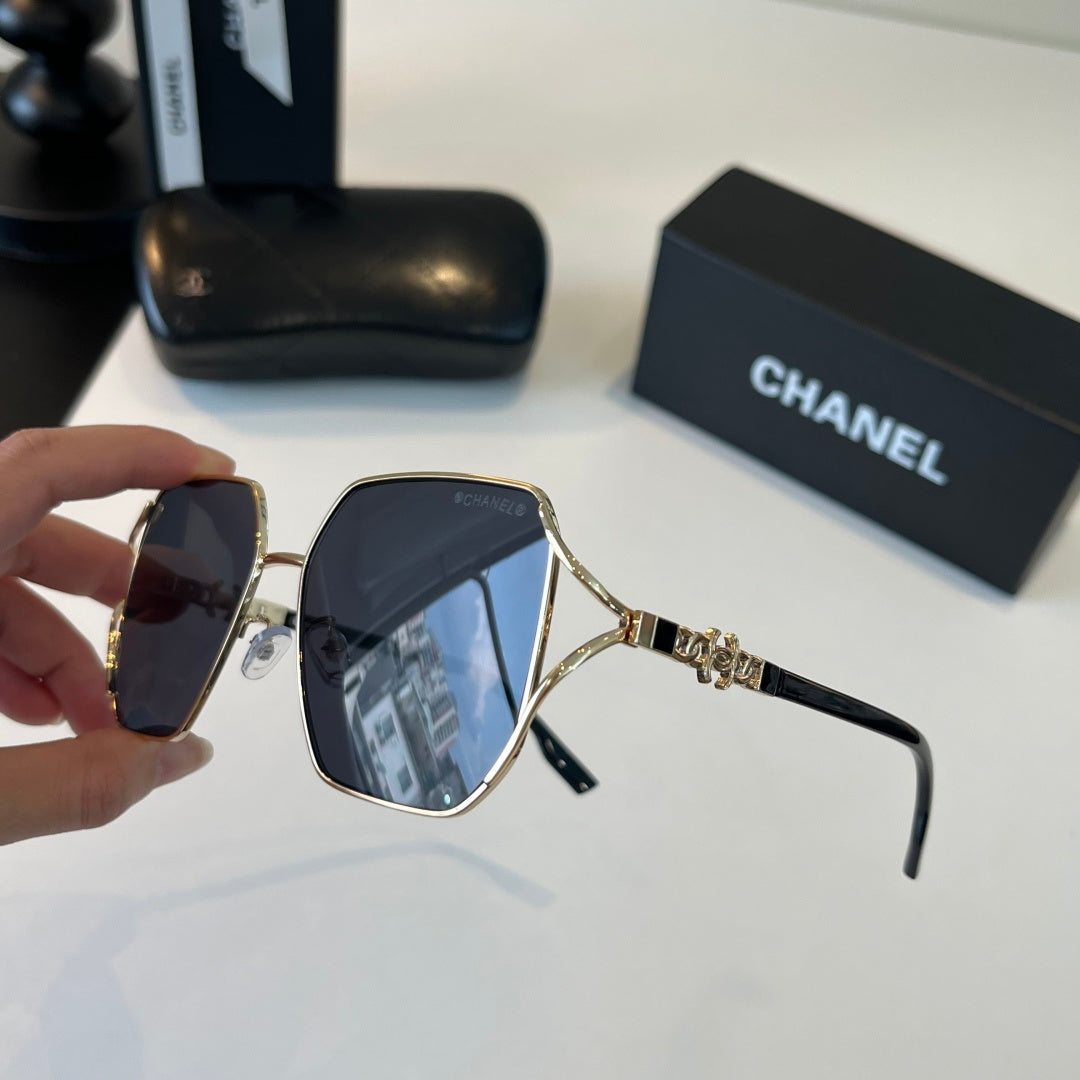 Chanel Metal Fashion Silver Lens Sunglasses for Women - 431530 - detail image 9