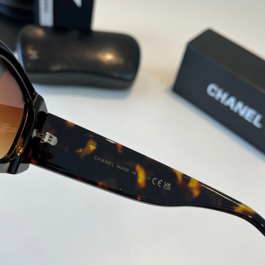 Chanel Fashion Black Lens Sunglasses for Men & Women - 465199 - detail image 8