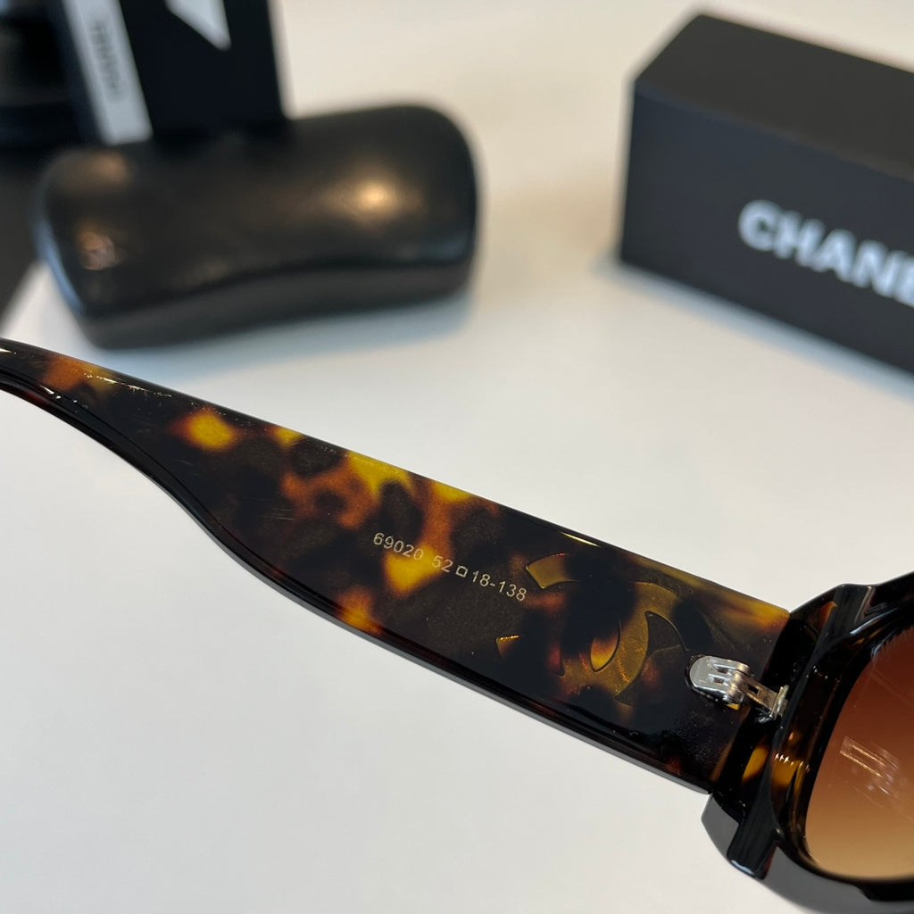 Chanel Fashion Black Lens Sunglasses for Men & Women - 465199 - detail image 7