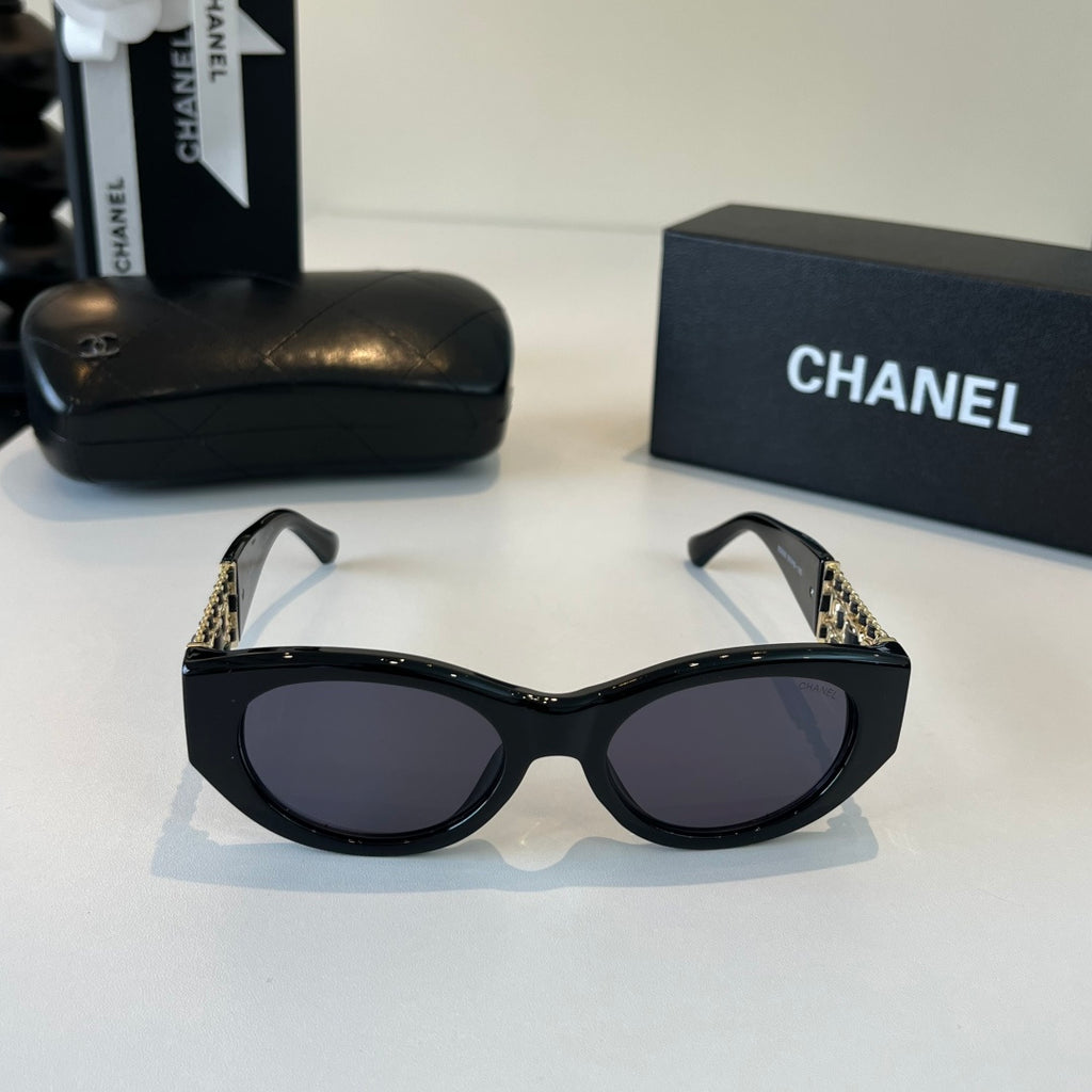 Chanel Fashion Black Lens Sunglasses for Men & Women - 465202 - detail image 2