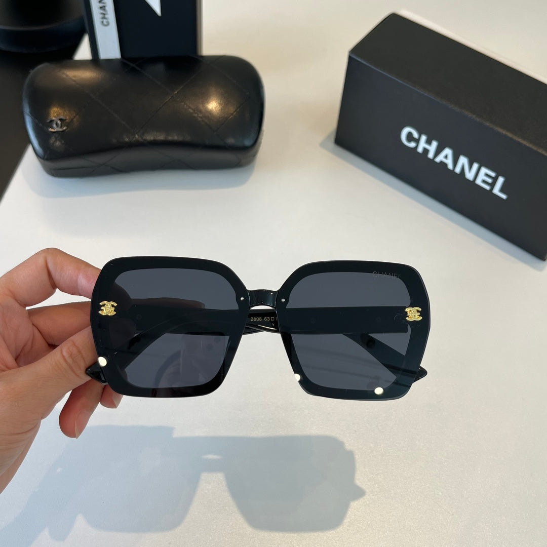 Chanel Fashion Black Lens Sunglasses for Men & Women - 465205 - detail image 5
