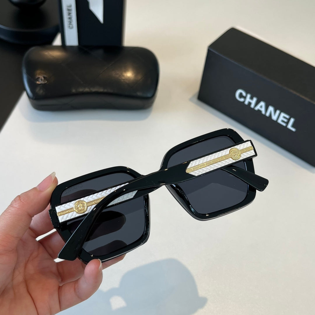 Chanel Fashion Black Lens Sunglasses for Men & Women - 465205 - detail image 7
