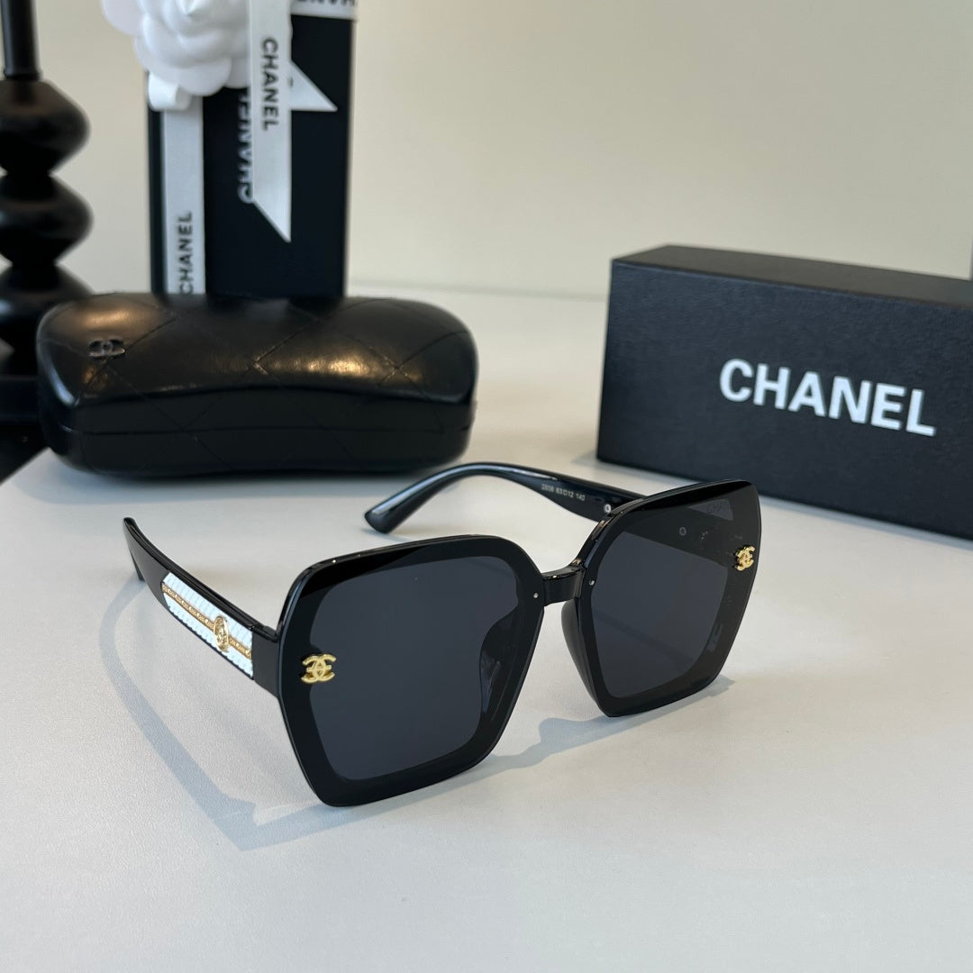 Chanel Fashion Black Lens Sunglasses for Men & Women - 465205