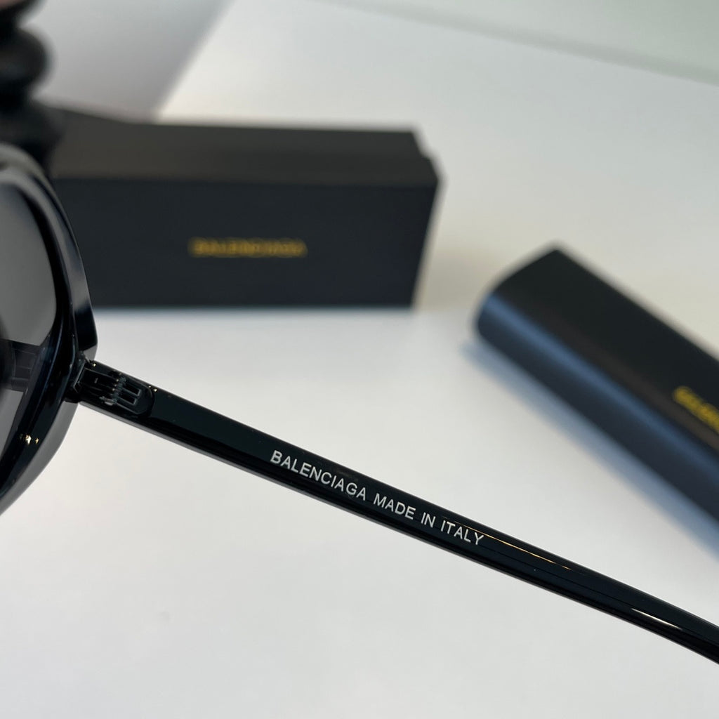 Balenciaga Rectangular Silver Lens Sunglasses for Men & Women - 416124 - detail image 10