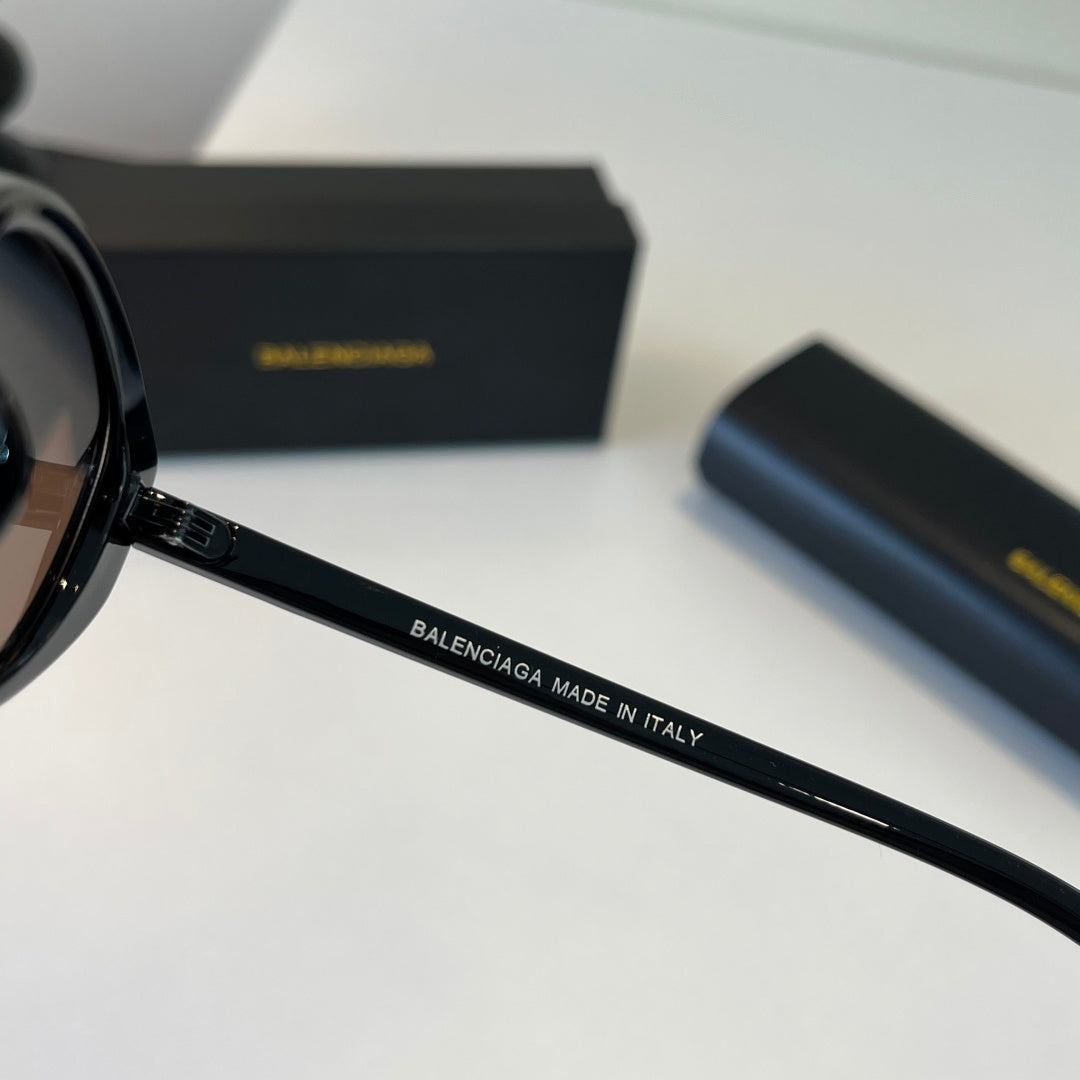 Balenciaga Rectangular Silver Lens Sunglasses for Men & Women - 466042 - detail image 10