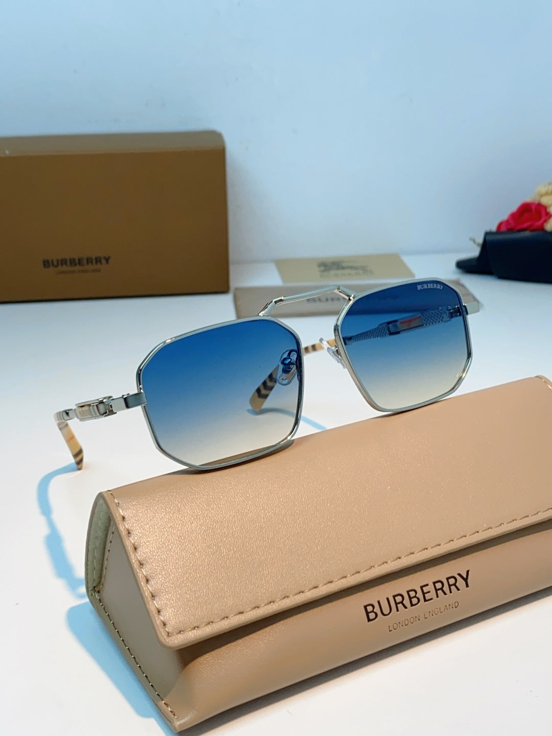 Burberry Metal Fashion Blue Lens Sunglasses for Men & Women - detail image 11