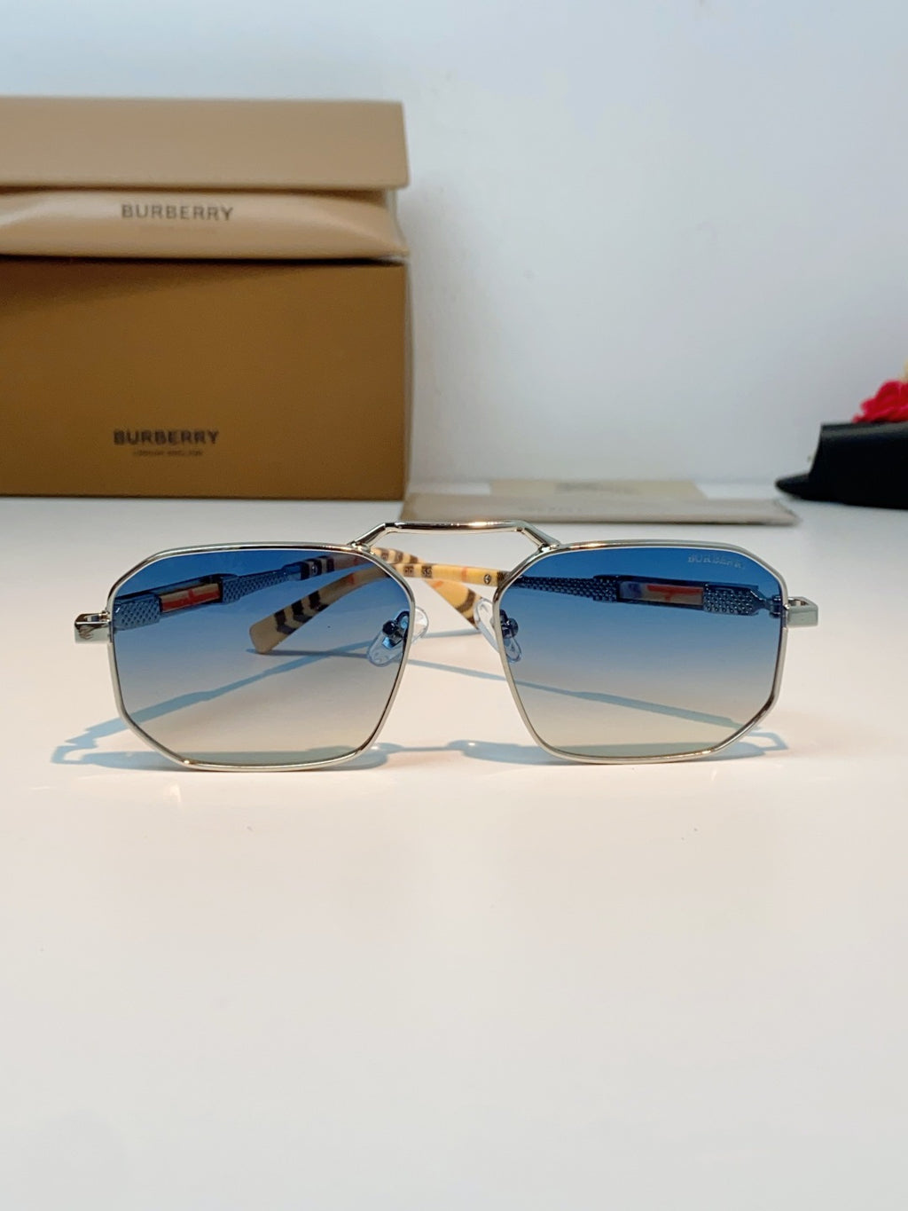 Burberry Metal Fashion Blue Lens Sunglasses for Men & Women - detail image 2